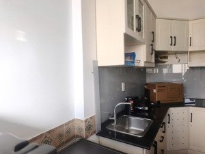 cho thuê phòng 32m2 tách bếp full nội thất giá rẻ p.bến nghé, q.1