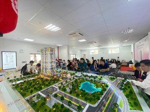 duy nhất 1 căn 70m2 tầng 20 3pn2wc hướng đông nam giá gốc từ cđt chỉ 3.03 tỷ lh 