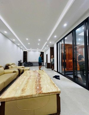 nhà 5 tầng phố phan đình phùng tuyến phố đẹp nhất thủ đô trung tâm ba đình khu vip, dân trí cao