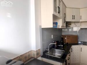 Cho Thuê Phòng 32m2 Tách Bếp Full Nội Thất Giá Rẻ – P.Bến Nghé, Q.1