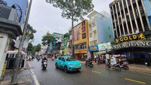 hiếm! nhà đẹp 4 tầng, thang máy, dt 103 m2 (5.2 x 21.2), hxh 5 m nguyễn trãi q.5 giá tốt