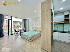 cho thuê chdv 35m2 full nội thất hiện đại ban công lớn ngay trung tâm phú nhuận ngay cầu công lý