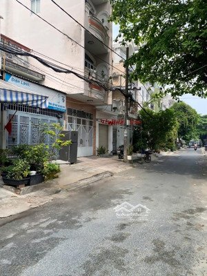 nhà c4, hẻm 12m có vỉa hè* khu p lô cao tầng, sát coopmar, gần emart phan văn trị *66m2** hơn 10 t