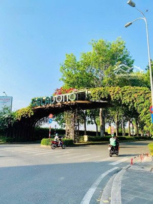 cho thuê shophouse ngay thác nước celadon city giá thuê 90tr/ tháng - nhận nhà kinh doanh luôn