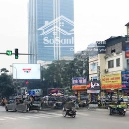 cho thuê nhà ô tô tránh hồ ngọc khánh, trước nhà để được 5 ô tô nhà diện tích 50m2 6 tầng thang máy