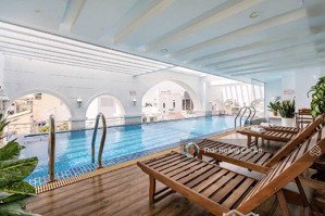 khách sạn 4 sao - 9 tầng + hồ bơi rộng - khu vip phú nhuận - dt 15x20m 149 tỷ (tl)