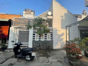 nhà hẻm xe hơi đại học cảnh sát đường số 9 linh tây 80m2 chỉ 4.8 tỷ