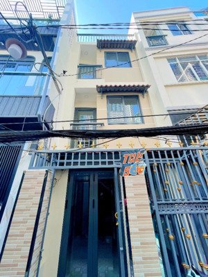 bán nhà đẹp 3 tầng gần đường vĩnh khánh