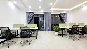 cần cho thuê văn phòng kdt vạn phúc city full nội thất như hình giá 10tr 56m2