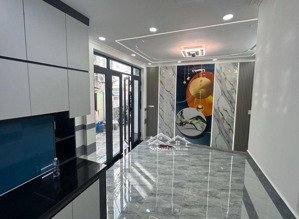 chỉ hơn 2 tỷ có nhà 2 tầng, sổ hồng riêng, đất thổ cư, ở quận 12, tp hcm để an cư lập nghiệp