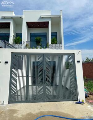 EM CẦN BÁN NHÀ LẦU CỰC ĐẸP NGAY CUỐI ĐƯỜNG HUỲNH VĂN NGHỆ