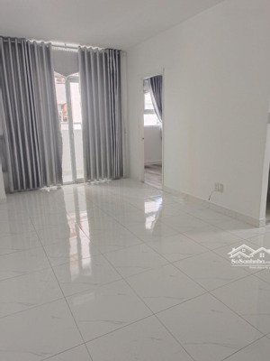 chính chủ cần bán ch lotus sen hồng 2 phòng ngủ 2wc tầng thấp, sổ sẵn. giá: 1,780 tỷ chốt bán