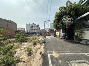 228m2. 12*18. ngay chợ phước long b đường đỗ xuân hợp. hxh 6m. shr. gấp bán: 48tr/m2.