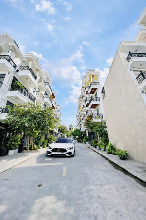 khu phân lô 4 tầng, đường nguyễn văn quá, p. tân thới hiệp, q12, 54m2, hẻm 12m, 5.x tỉ