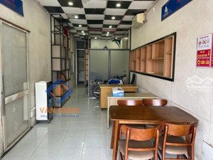 cho thuê nhà 8x20. mặt tiền kha vạn cân , đối diện gigamall , ưu tiên mở cty