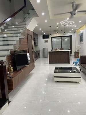cần bán gấp căn liền kề tân tây đô dt: 91,5 m2, xây 4 tầng giá 17,5 tỷ chỉ việc xách vali về ở