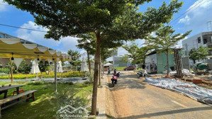 chính chủ bán lô đất sổ riêng thổ cư 100% p.bửu long giá 1950 triệu.