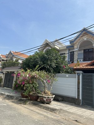 chính chủ cần bán biệt thự ngay trung tâm thị trấn cần thạnh cần giờ cách vinhomes 200m giá đầu tư