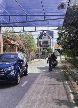 bán 180m2 đất mtđường lớn an viễn, sổ hồng sẵn, dân cư đông, trung tâm chợ, uỷ ban, trường học...