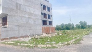 đất 57m2 giá 3,5 tỷ ngô chí quốc,sổ sẵn,hẻm xe hơi 7m