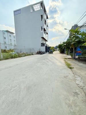 đất mặt tiền full thổ - 93m2( 4x23m)- thạnh lộc 39 , quận 12 - 5.45 tỷ