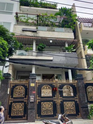 đất xây căn hộ, tòa nhà. siêu tiềm năng ga t3. 6x26m. 156m2. ctxd hầm 7 tầng. chỉ 211tr/m2 còn bớt