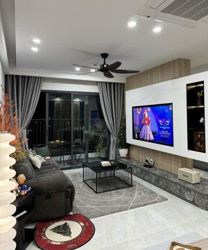 bán chuyển đổi thấp tầng - bán căn 3 ngủ góc 115m2, nhà 3 phòng rộng đẹp, hướng đông nam