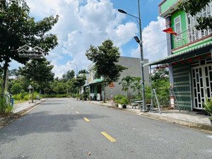 cuối năm cần tiền bán gấp lô đất thành phố bến cát 71m2 với giá 850tr