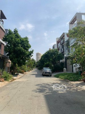 lô đất 5x18m bán 8,5 tỷ kdc phú mỹ view công viên và sông lh e điển xem đất