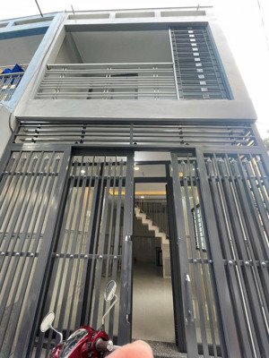 bán nhà 36m2 - 1 lầu - quận phú nhuận- hẻm ba gác sát mặt tiền đường - 5.35 tỷ