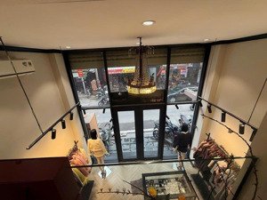 bán nhà mặt phố ngọc lâm, 120m2, 5 tầng, 2 mặt tiền, kinh doanh, 34,8 tỷ. lh 