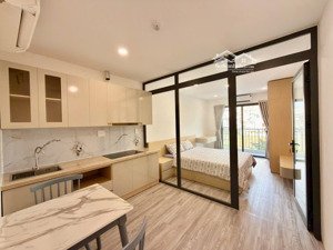 cho thuê cc mini full nội thất ban công 39m2 quận bình thạnh ngay ngã tư hàng xanh