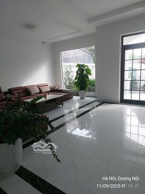 cho thuê biệt thự, liền kề 120m2 x 4 tầng hoàn thiện full điều hoà,giá thoả thuận. lh 