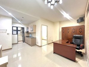 cho thuê chung cư 2pn 1pk 58m2 ntcb thang máy hầm xe bảo vệ ở ngay sát lý thường kiệt đh bk q10