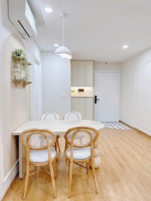 cho thuê cc 2pn 2wc tại rose town 79 ngọc hồi, 12 triệu, 76m2 giá tốt full đồ