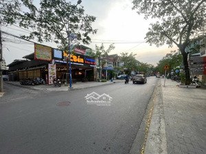 bán gấp nhà kế bên becamex 30-4, đại lộ bd, 88m2 giá 2.95tỷ rẻ nhất khu. có giá đầu tư