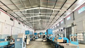 khu vực siêu hiếm kho xưởng cho thuê. ac cần liên hệ em ngay nhé: 650m2, giá 55tr (tl). trần cao 8m