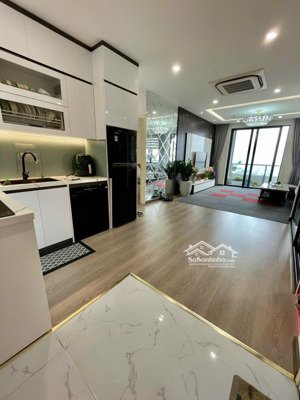 cần cho thuê trước tết căn hộ cao cấp full nội thất 98m,2pn tại n04 trung hoà nhân chính