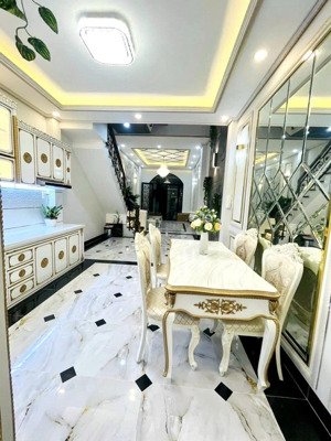 bán nhà cực đẹp nguyễn thị thập quận 7 60m2 4 tâng chỉ 9,5 tỷ.