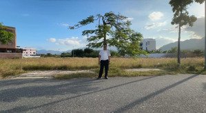 "hốt" nhanh lô biệt thự ven sông tắc - giá chỉ 31tr/m2 (rẻ nhất thị trường)