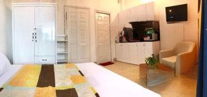 bán căn hộ dịch vụ nguyễn thị thập quận 7 48m2 4 tầng chỉ 6,9 tỷ.