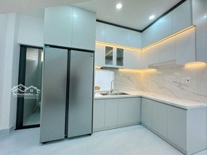 nhà góc 2 mặt hẻm nguyễn thị thập 5 tầng xe hơi quay đầu