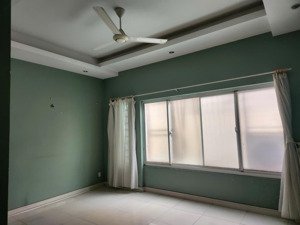 cho thuê nhà phố him lam 6a view công viên đường 20m giá tốt