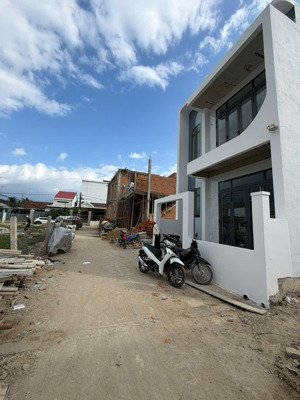 bán 5 lô đất diên an liền kề sát khu đô thị phú ân nam 2 ( khu vực xây nhà sầm uất ) full thổ cư