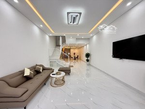 cho thuê nhà mới 4 phòng ngủ đẹp khu nam việt á