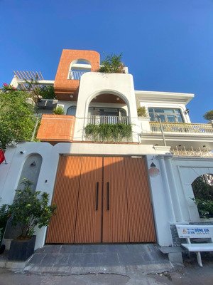 nhà 3 tầng lã xuân oai 65m2 - hxh tránh - full nội thất - nhỉnh 5 tỷ