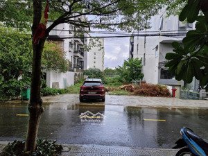 bán nhanh lô đất rộng mt lê mạnh trinh - cách biển 50m, thích hợp xây tòa căn hộ