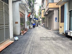 bán gấp đất bà triệu ô tô đỗ cửa 81m2 mt 8m giá chỉ 11 tỷ. lh 