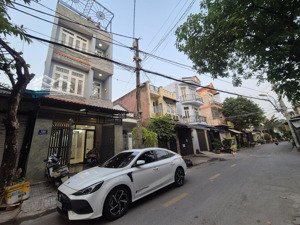 8ty mt chung thị minh (hiệp thành 31 cũ) 4,5x19 đúc 3 lầu sát trường nguyễn huệ, võ trường toản...