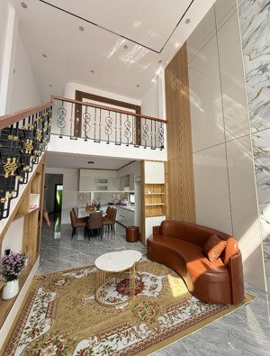 tôi cần bán nhà 2 tầng full nội thất - khái tây 1 - hoà quý